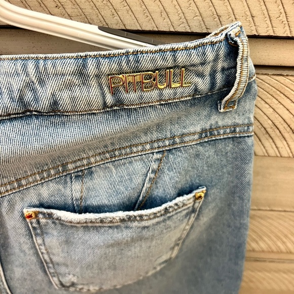 Beautiful jeans pants - Picture 4 of 5